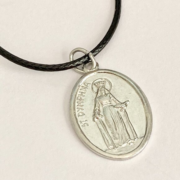 Vintage St Dymphna Necklace Irish Catholic Patron Saint Mental Health Medal 18" - Picture 4 of 9